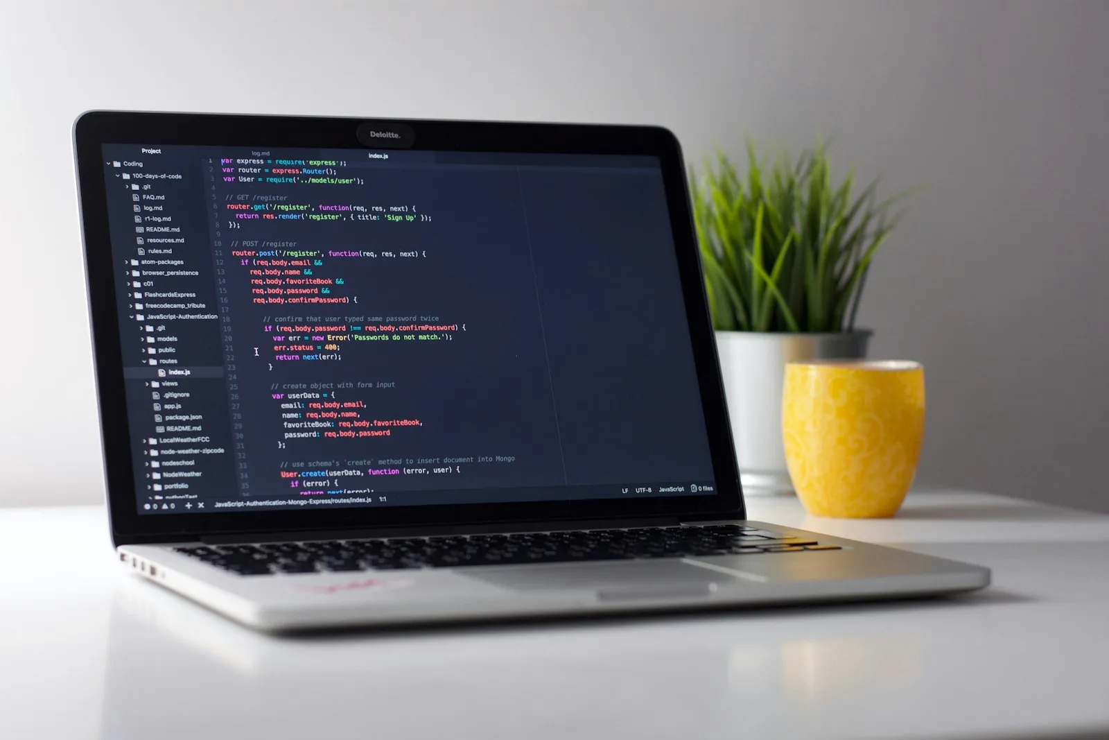 Pantallas, automatizaciones e integraciones